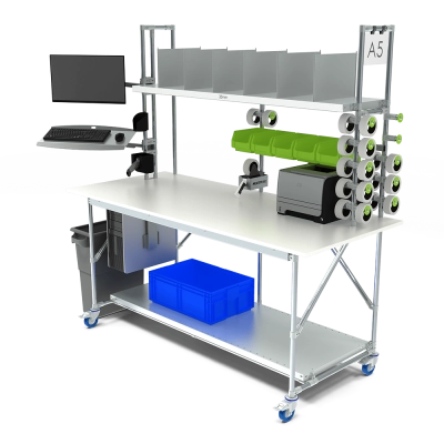 Packing table on wheels